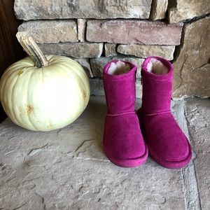 Pink suede bear paw boots